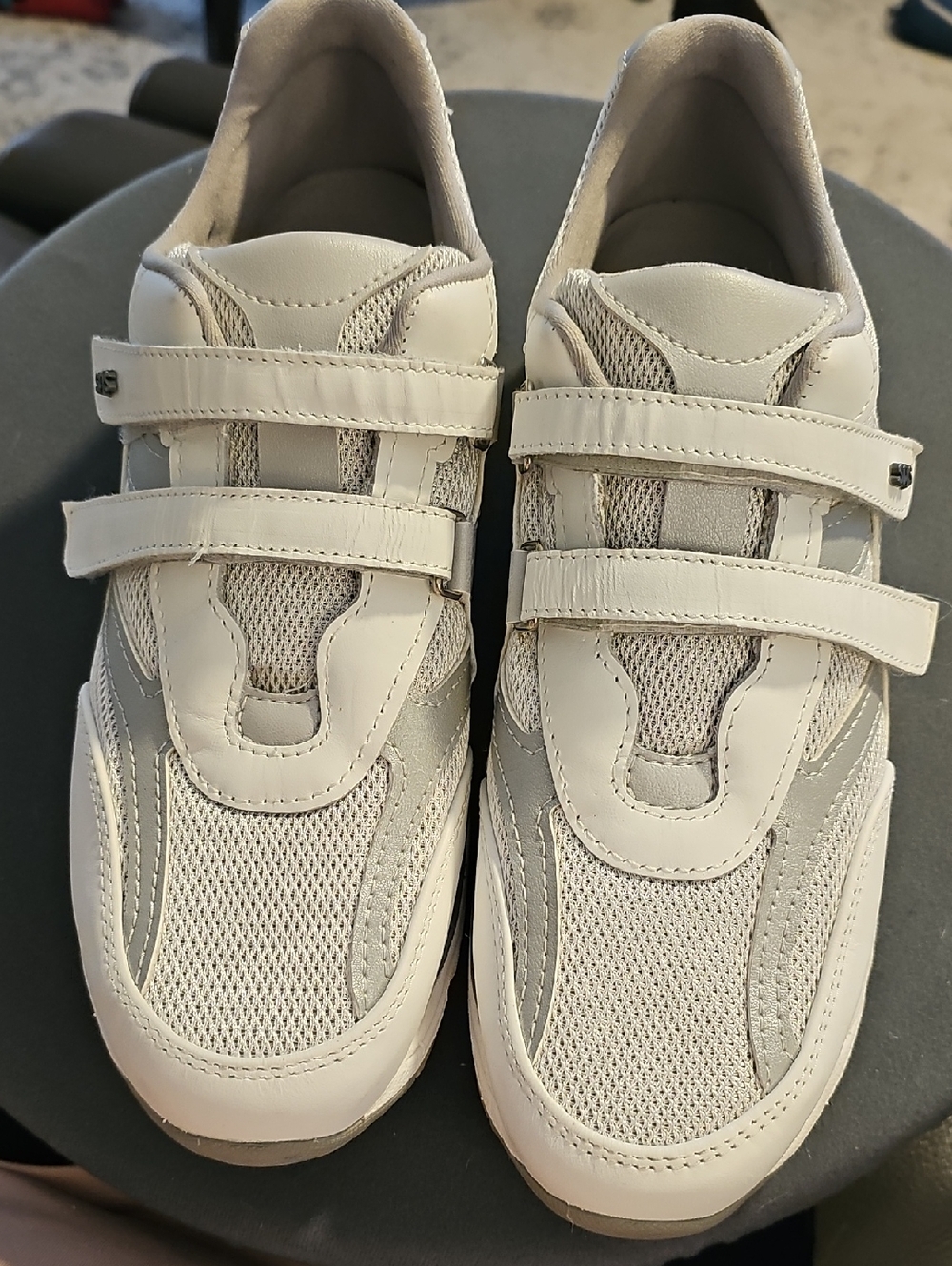 SAS Tour Mesh Walking Sneakers Womens Size 10 White Grey Hook Loop Leather‎ Mesh